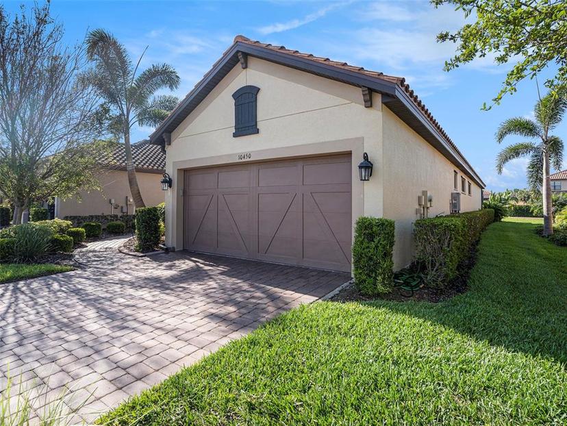 Picture of 10450 Highland Park Place, Palmetto FL 34221