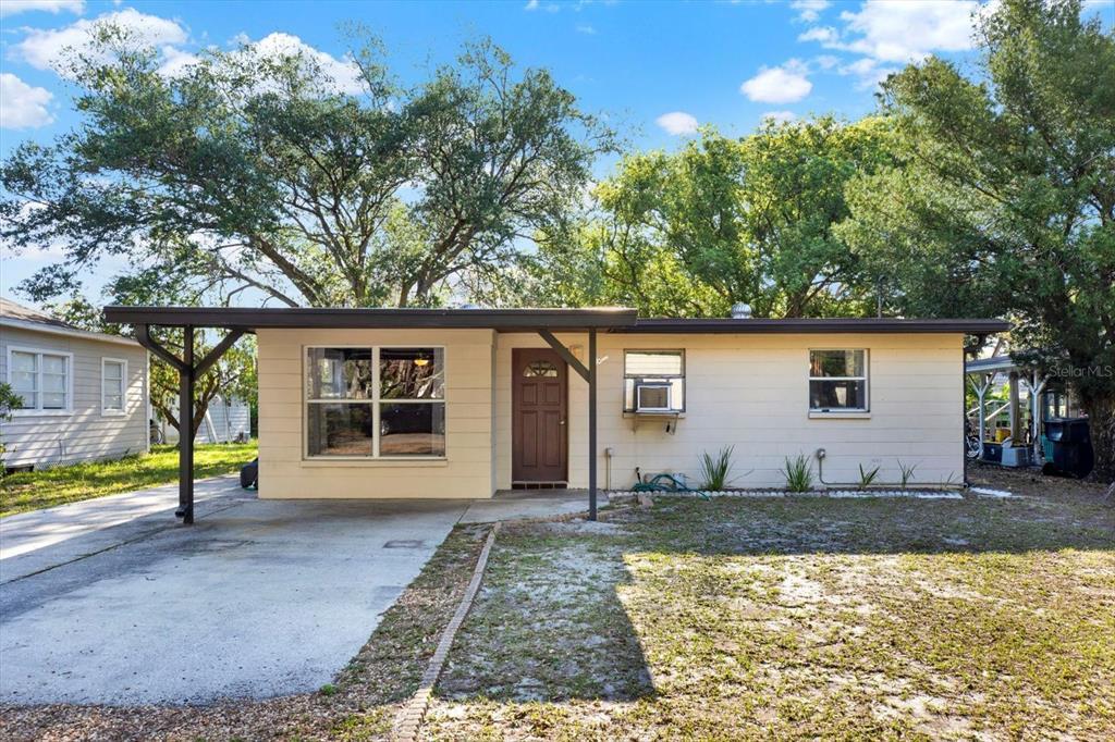Picture of 8915 N Willow Avenue, Tampa, FL 33604