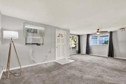 Picture of 8915 N Willow Avenue, Tampa, FL 33604