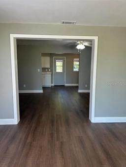 Picture of 2520 Park Lake Drive, Deland, FL 32724