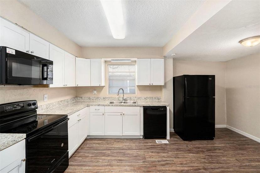 Picture of 626 Belleview Boulevard, Belleair FL 33756