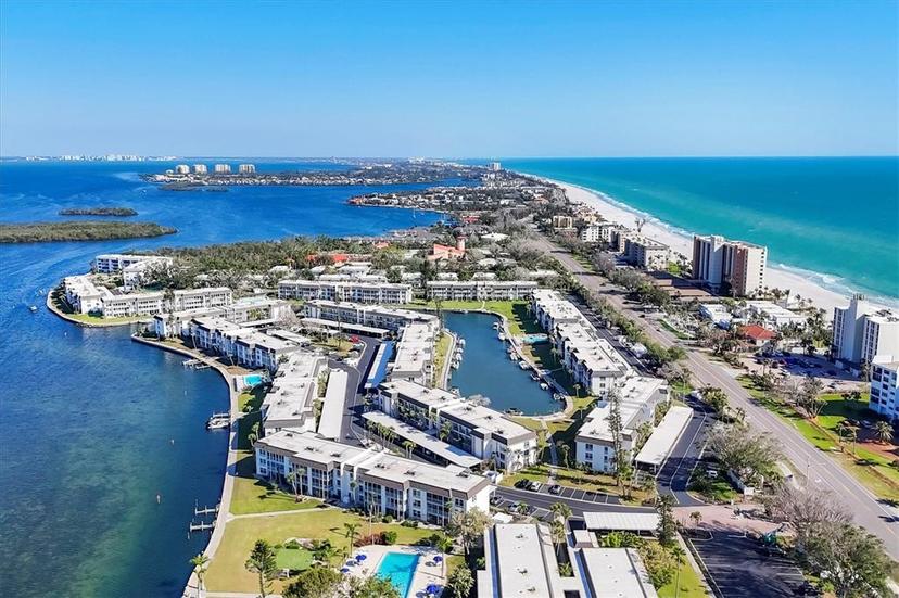 Picture of 4380 Exeter Drive Unit 304, Longboat Key FL 34228