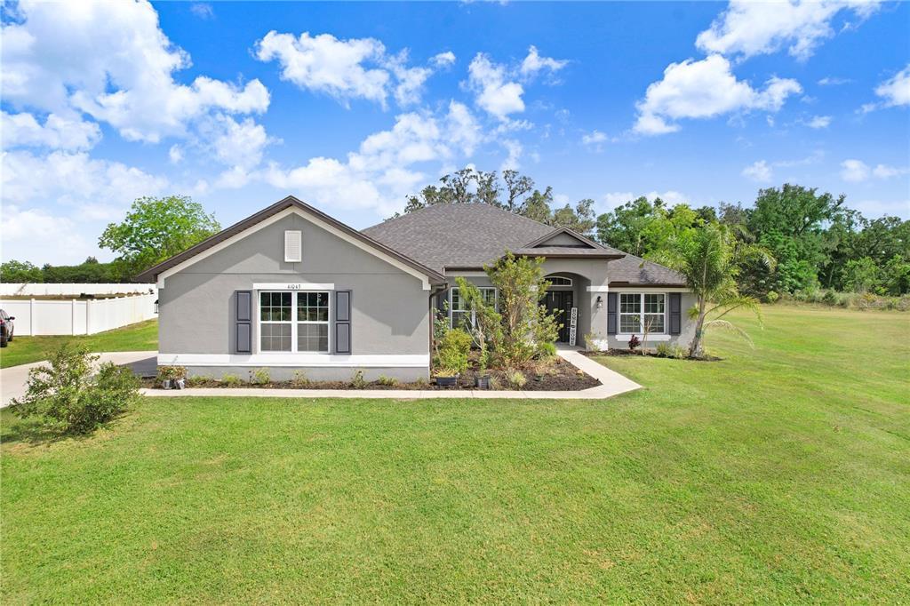 Picture of 41043 Stanton Hall Drive, Dade City, FL 33525