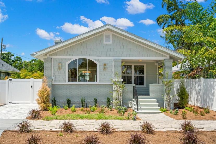 Picture of 422 24Th Street N, St Petersburg FL 33713