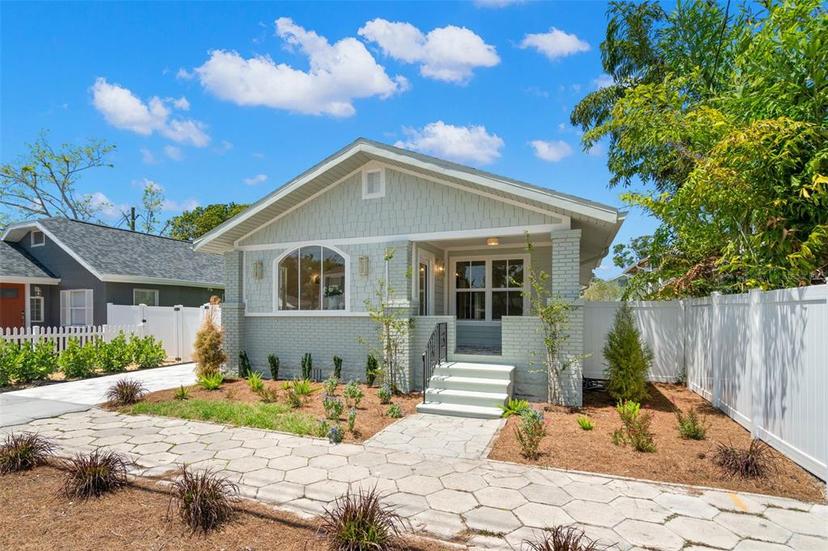 Picture of 422 24Th Street N, St Petersburg FL 33713