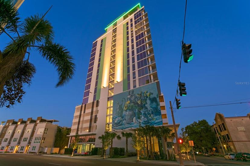 Picture of 777 3Rd Avenue N Unit 1408, St Petersburg FL 33701