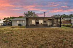 Picture of 435 Lyle Parkway, Bartow, FL 33830