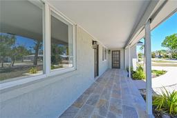 Picture of 432 49Th Street W, Bradenton, FL 34209