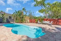 Picture of 700 66Th Avenue S, St Petersburg, FL 33705