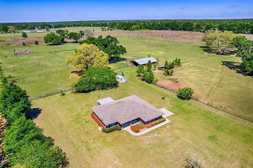 Picture of 11070 SW 282Nd Street, Newberry FL 32669