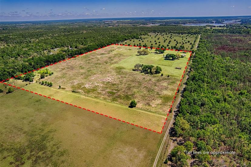 Picture of 11070 SW 282Nd Street, Newberry FL 32669