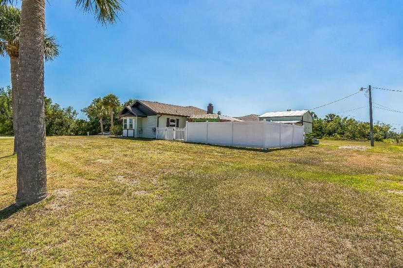 Picture of 10526 Deerwood Avenue, Englewood FL 34224