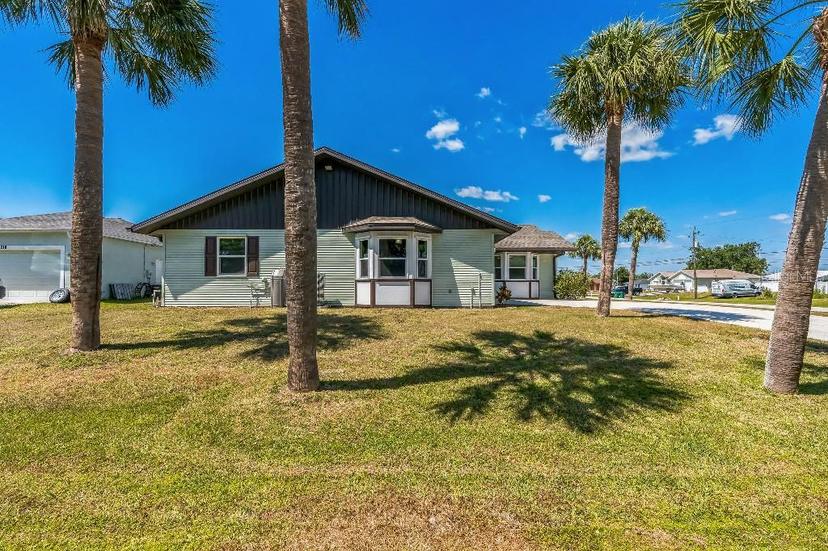 Picture of 10526 Deerwood Avenue, Englewood FL 34224