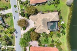 Picture of 7011 Portmarnock Place, Lakewood Ranch, FL 34202