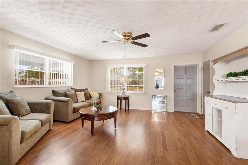 Picture of 3301 Cambridge Drive, Sarasota FL 34232