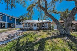 Picture of 121 12Th Avenue, Indian Rocks Beach, FL 33785