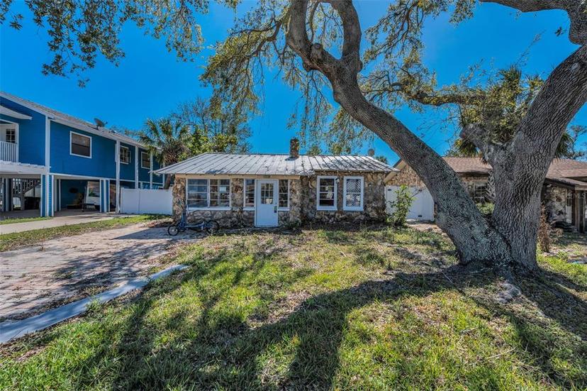 Picture of 121 12Th Avenue, Indian Rocks Beach FL 33785