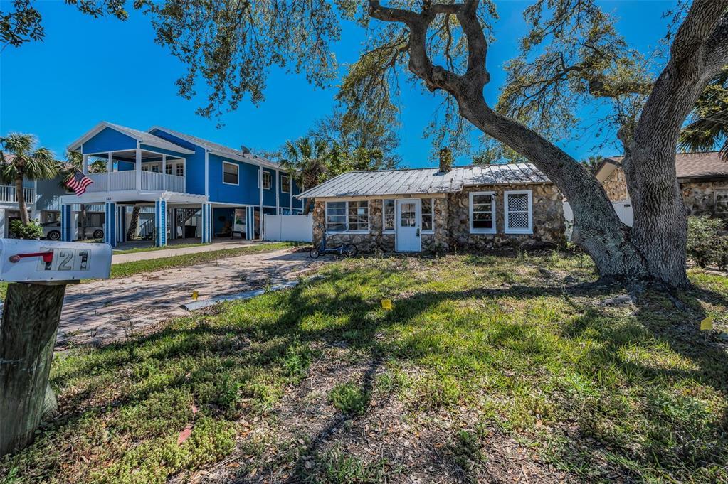 Picture of 121 12Th Avenue, Indian Rocks Beach, FL 33785