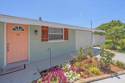 Picture of 130 E Seminole Drive, Venice, FL 34293