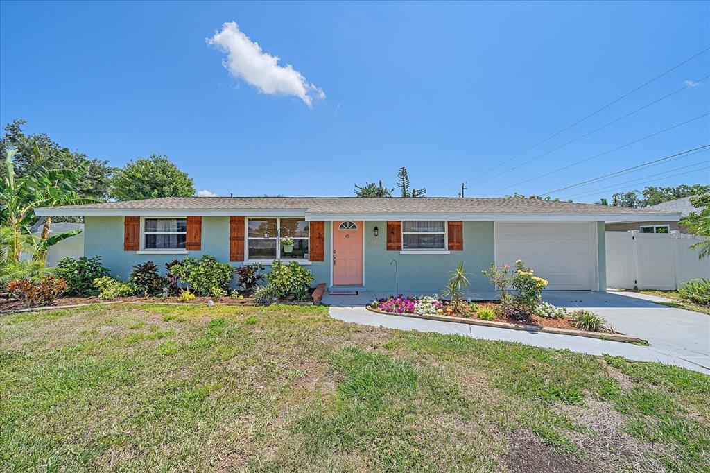Picture of 130 E Seminole Drive, Venice, FL 34293