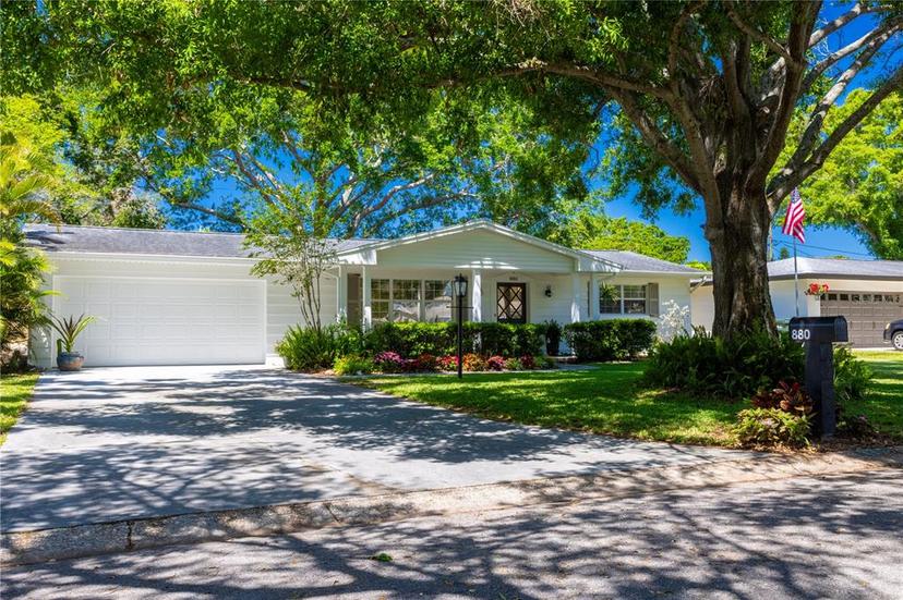 Picture of 880 Phyllis Avenue, Largo FL 33771