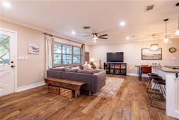 Picture of 880 Phyllis Avenue, Largo, FL 33771