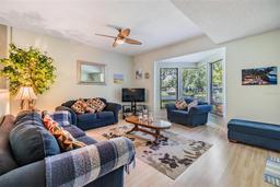 Picture of 486 Lakeview Drive Unit 54, Palm Harbor, FL 34683