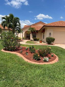 Picture of 4041 Murfield Drive E, Bradenton, FL 34203