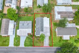 Picture of 432 King Way, Tavares, FL 32778