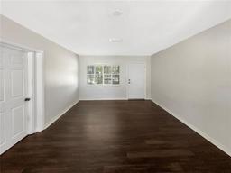 Picture of 4825 W Bay Court Avenue, Tampa, FL 33611