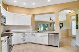 Picture of 2333 Brookfield Greens Circle Unit, Sun City Center, FL 33573