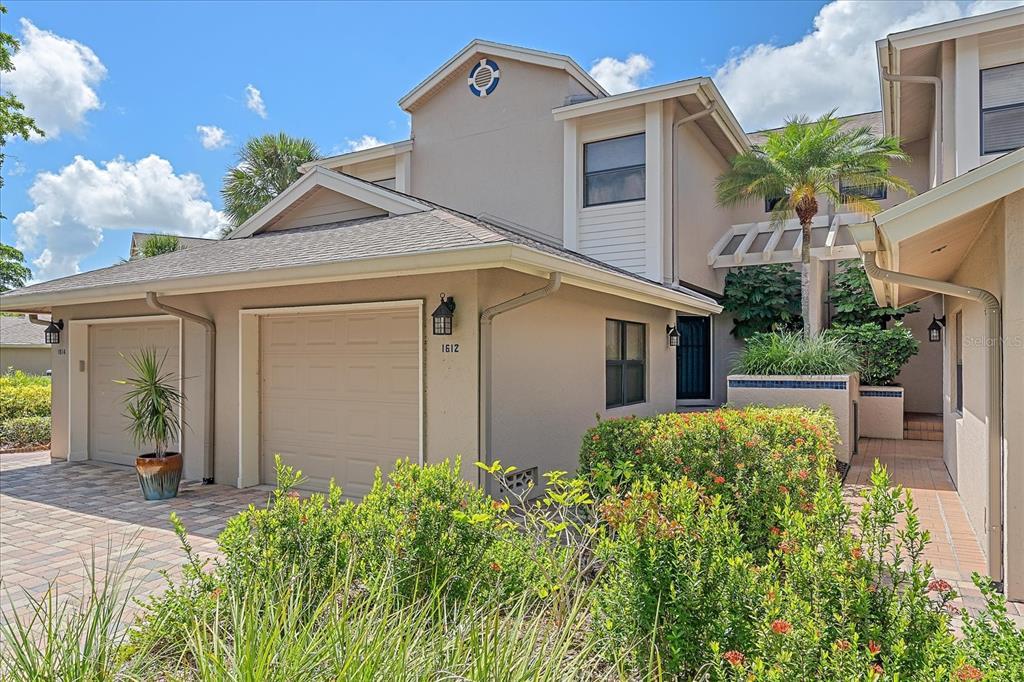 Picture of 1612 Starling Drive Unit 101, Sarasota, FL 34231