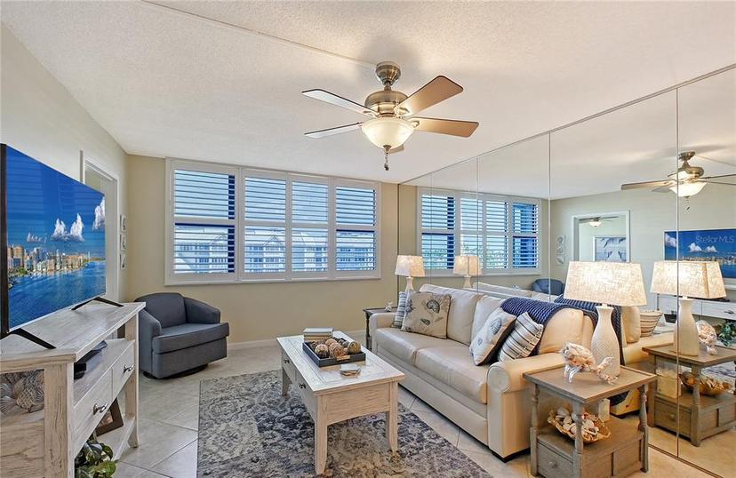 Picture of 5855 Midnight Pass Road Unit 512, Sarasota FL 34242