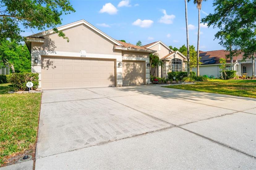 Picture of 18310 Bankston Place, Tampa FL 33647