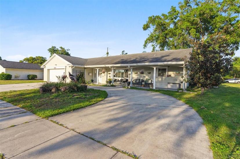 Picture of 5547 Kingswood Drive, Orlando FL 32810