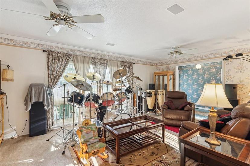 Picture of 5547 Kingswood Drive, Orlando FL 32810