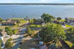 Picture of 33801 Picciola Drive, Fruitland Park, FL 34731