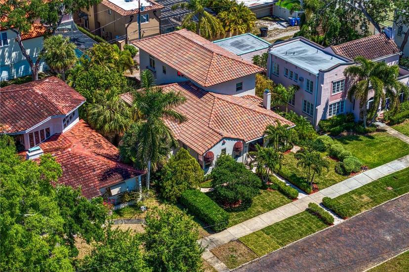 Picture of 2421 Brevard Road Ne, St Petersburg FL 33704