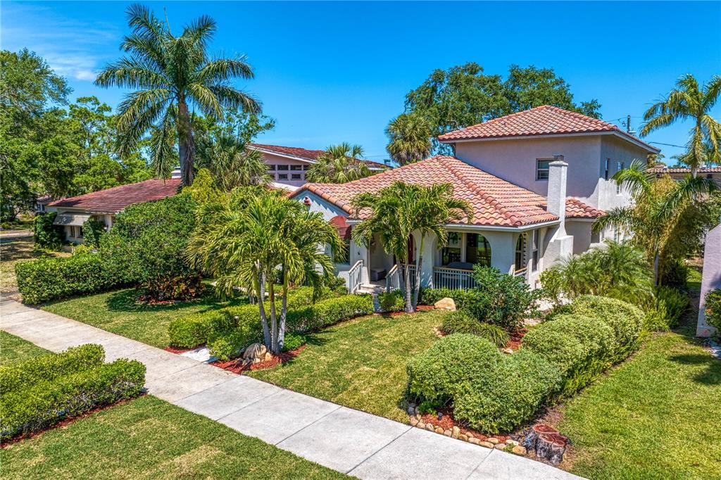 Picture of 2421 Brevard Road Ne, St Petersburg, FL 33704