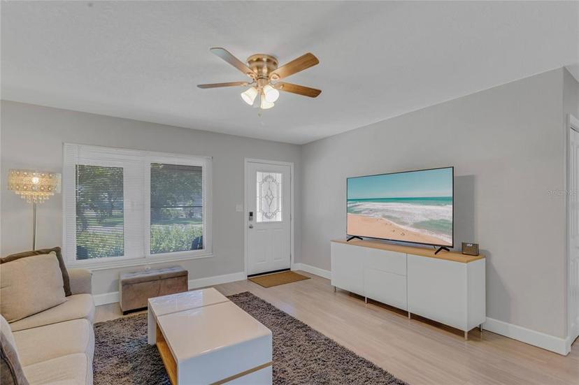 Picture of 5591 15Th Avenue N, St Petersburg FL 33710