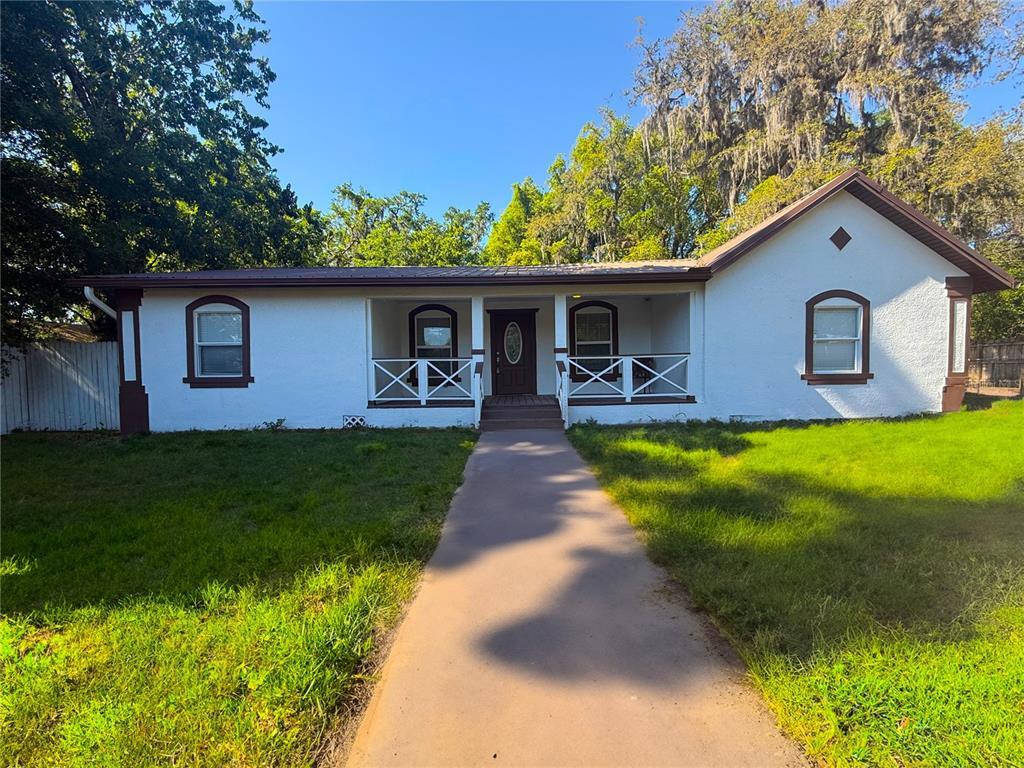 Picture of 40709 Melrose Avenue, Zephyrhills, FL 33540