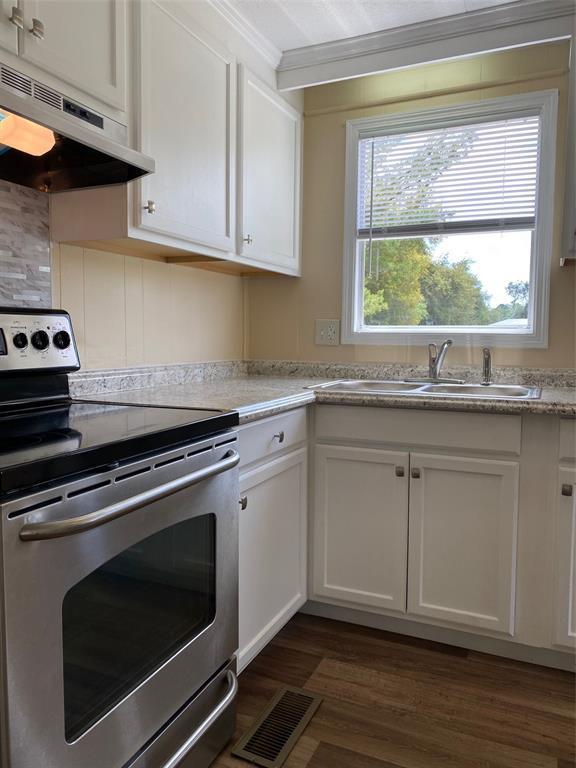 Picture of 28629 Bougainvillea Avenue, Paisley FL 32767