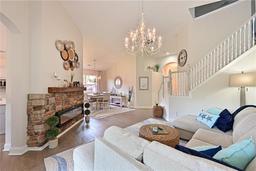 Picture of 211 Dahlia Court, Bradenton, FL 34212