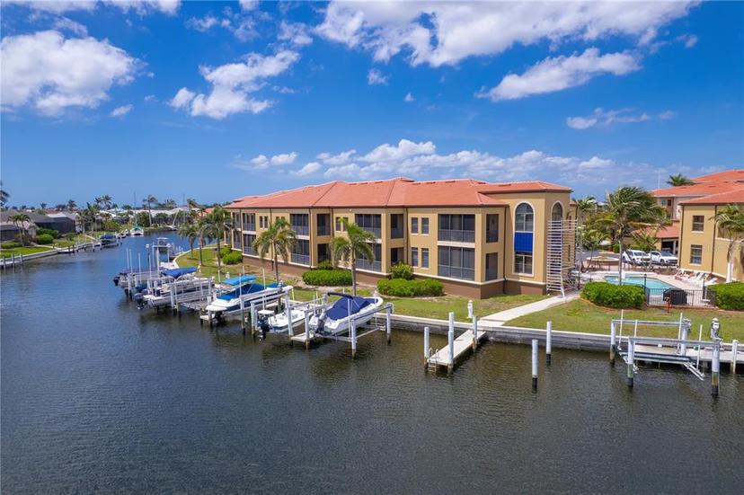 Picture of 3334 Purple Martin Drive Unit 214, Punta Gorda FL 33950