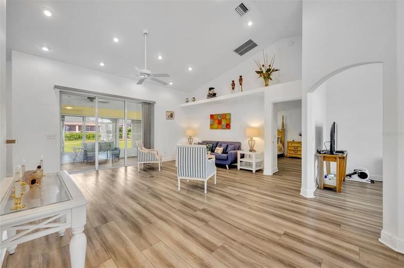 Picture of 5433 County Road 125, Wildwood FL 34785