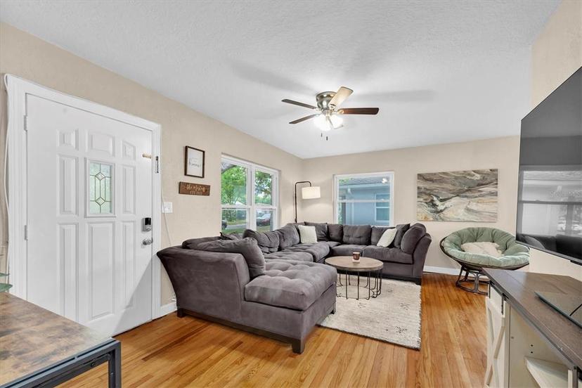 Picture of 1736 23Rd Avenue N, St Petersburg FL 33710
