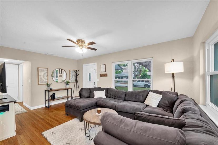Picture of 1736 23Rd Avenue N, St Petersburg FL 33710