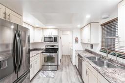 Picture of 11105 Pendleton Avenue, Englewood, FL 34224