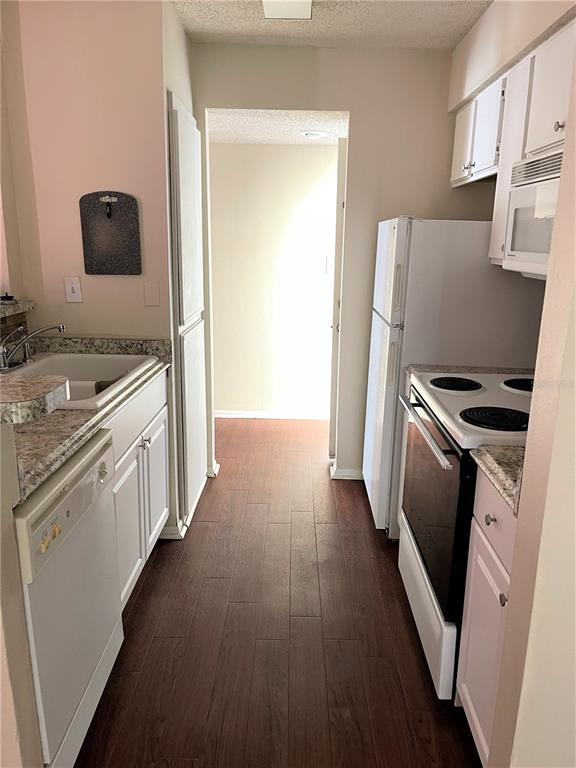 Picture of 8617 Fancy Finch Drive Unit 102, Tampa FL 33614