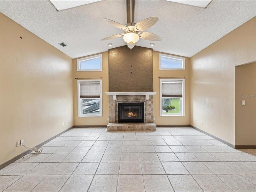 Picture of 5411 Joyner Avenue, Spring Hill FL 34608